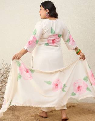 Plus Size Floral Printed Regular Linen Kurta with Trousers & With Dupatta 4