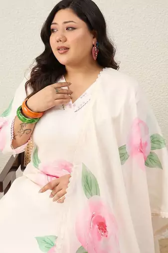 Plus Size Floral Printed Regular Linen Kurta with Trousers & With Dupatta