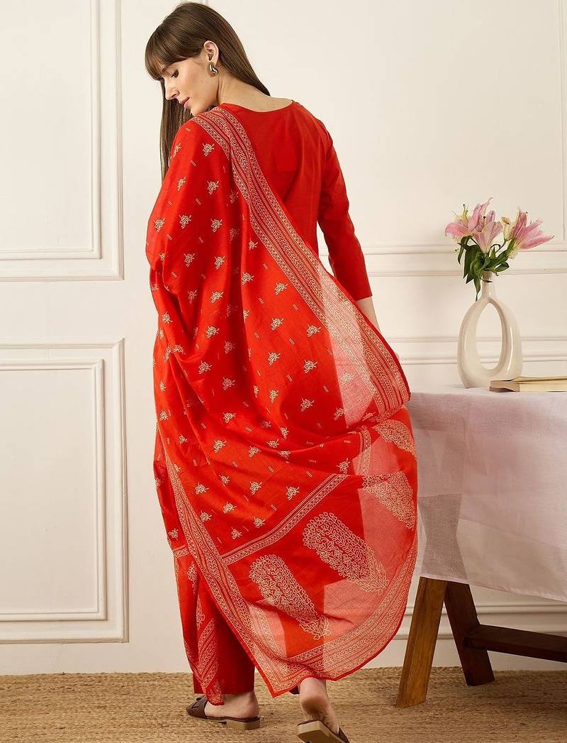 Floral Printed Thread Work Pure Cotton Kurta With Palazzos