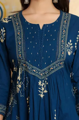 Women Ethnic Motifs Printed Empire Beads and Stones Pure Cotton Kurta with Trousers & With Dupatta
