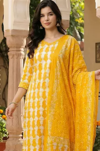 Women Ethnic Motifs Printed Regular Pure Cotton Kurta with Trousers & With Dupatta