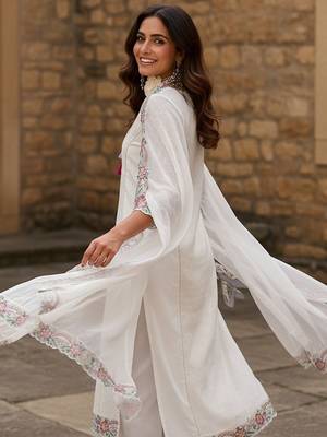 Floral Embroidered Thread Work Pure Cotton Straight Kurta With Trousers & Dupatta 4