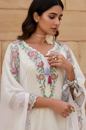 Floral Embroidered Thread Work Pure Cotton Straight Kurta With Trousers & Dupatta