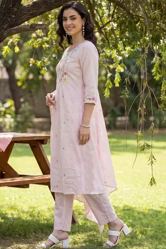 Women Floral Embroidered Regular Thread Work Pure Cotton Kurta with Trousers & With Dupatta