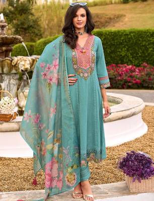 Women Floral Embroidered Regular Pure Cotton Kurta with Trousers & Dupatta 2