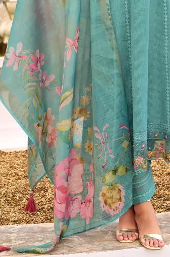 Women Floral Embroidered Regular Pure Cotton Kurta with Trousers & Dupatta