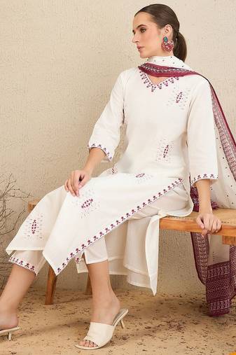 Floral Embroidered V-Neck  Cotton Straight Kurta With Trousers & Dupatta