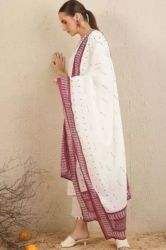 Floral Embroidered V-Neck Pure Cotton Straight Kurta With Trousers & Dupatta