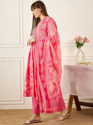Floral Printed V-Neck Pleated Pure Cotton A-Line Kurta With Trousers & Dupatta 6