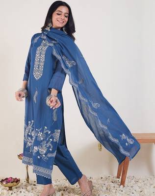 Ethnic Motifs Embroidered Thread Work Pure Cotton Kurta With Trousers & Dupatta 3