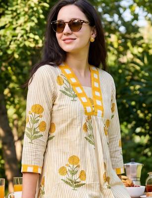Women Floral Printed Regular Pure Cotton Kurta with Trousers 3