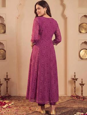 Women Floral Embroidered Regular Sequinned Kurta with Trousers & With Dupatta 4
