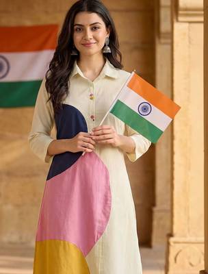 Women Colourblocked Regular Pure Cotton Kurta with Trousers 4