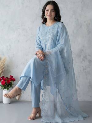 Women Ethnic Motifs Embroidered Regular Thread Work Kurta with Trousers & With Dupatta 1