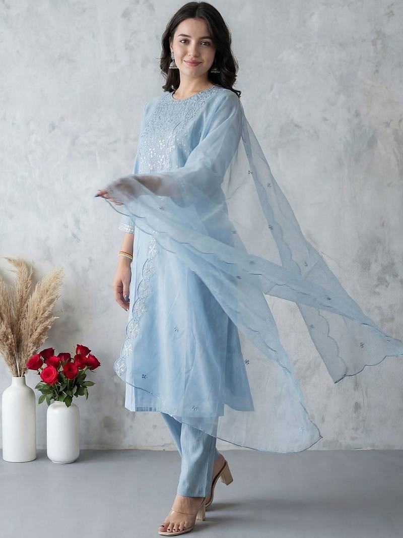Women Ethnic Motifs Embroidered Regular Thread Work Kurta with Trousers & With Dupatta