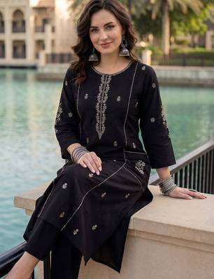 Women Ethnic Motifs Embroidered Regular Thread Work Pure Cotton Kurta with Trousers 5