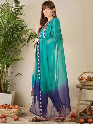 Women Floral Printed Pure Cotton V-Neck Kurta with Trousers & With Dupatta 4