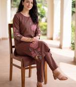 Women Floral Embroidered Regular Thread Work Kurta with Palazzos