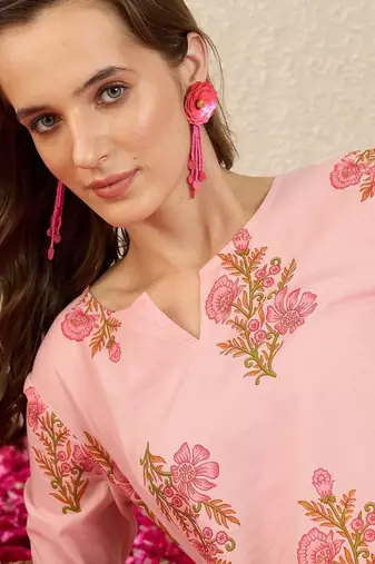 Women Floral Printed Regular Pure Cotton Kurta with Trousers