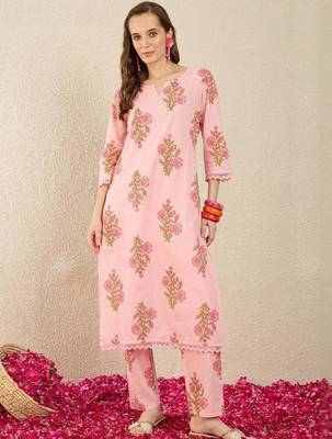 Women Floral Printed Regular Pure Cotton Kurta with Trousers 4