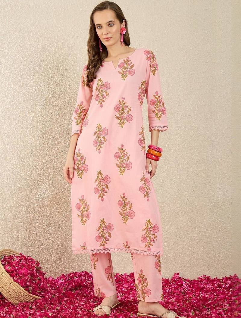Women Floral Printed Regular Pure Cotton Kurta with Trousers