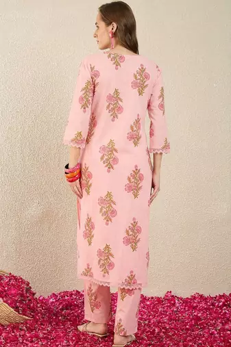 Women Floral Printed Regular Pure Cotton Kurta with Trousers