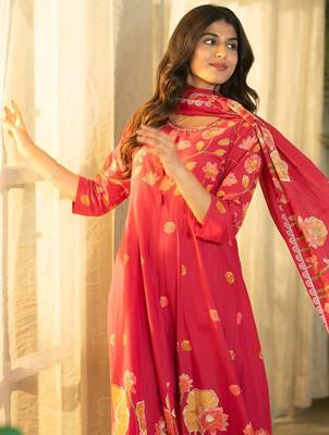 Women Floral Printed Panelled Pure Cotton Kurta with Trousers & With Dupatta 5
