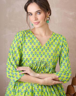 Women Ethnic Motifs Printed Empire Pure Cotton Kurta with Trousers 2