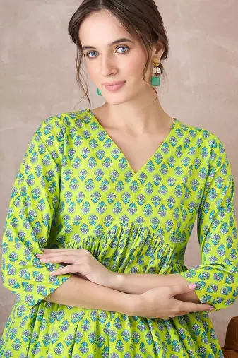 Women Ethnic Motifs Printed Empire Pure Cotton Kurta with Trousers