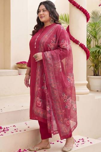 Plus Size Red Embroidered Straight Kurta Trousers With Dupatta Set
