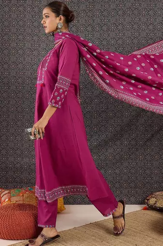 Floral Embroidered Round Neck Pure Cotton Straight Kurta With Trousers & Dupatta