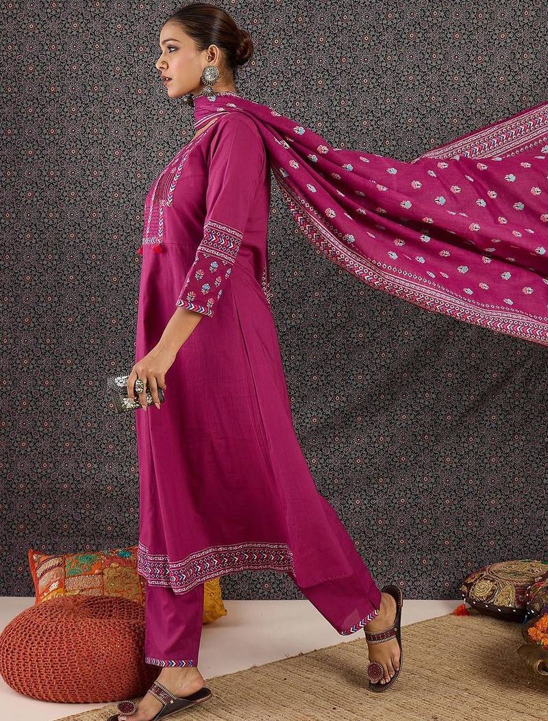 Floral Embroidered Round Neck Pure Cotton Straight Kurta With Trousers & Dupatta