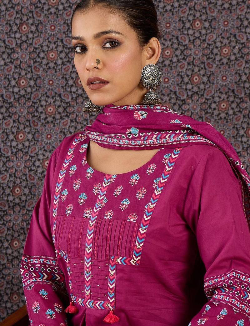 Floral Embroidered Round Neck Pure Cotton Straight Kurta With Trousers & Dupatta