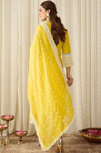 Women Embroidered Regular Chikankari Pure Cotton Kurta With Trousers & Dupatta