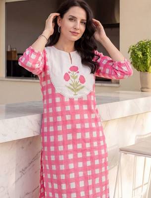 Women Regular Pure Cotton Kurta with Trousers 2