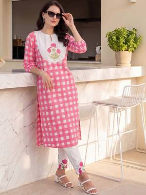 Women Regular Pure Cotton Kurta with Trousers 5