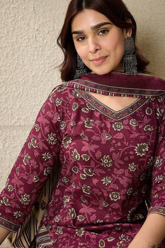 Women Floral Printed Regular Pure Cotton Kurta with Salwar & With Dupatta