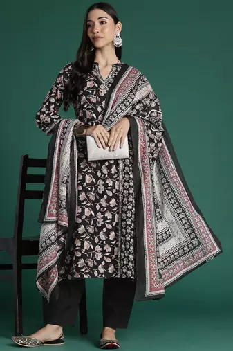 Women Floral Printed Angrakha Pure Cotton Kurta with Trousers & With Dupatta