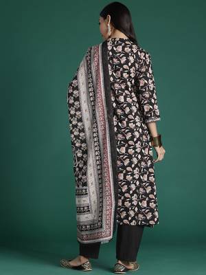 Women Floral Printed Angrakha Pure Cotton Kurta with Trousers & With Dupatta 6