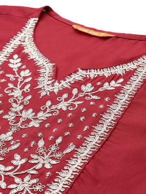 Floral Yoke Design Sequinned Kurta With Trousers & Dupatta 2