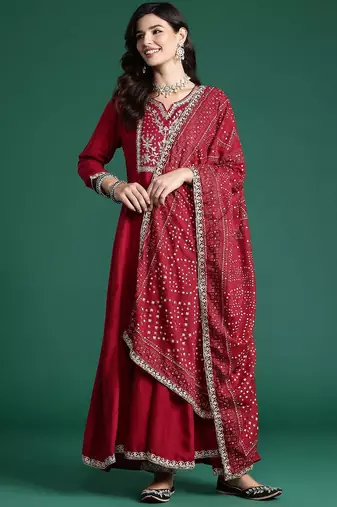 Floral Yoke Design Sequinned Kurta With Trousers & Dupatta
