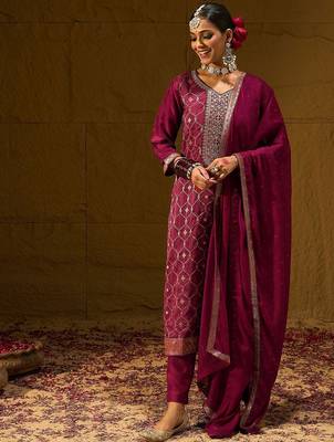Ethic Motifs Woven Design Straight Kurta with Trousers & Dupatta 1