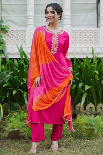 Women Ethnic Motifs Embroidered Regular Kurta with Trousers & With Dupatta