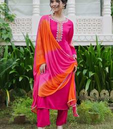 Women Ethnic Motifs Embroidered Regular Kurta with Trousers & With Dupatta
