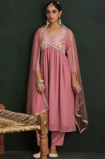 Women Paisley Embroidered Regular Thread Work Kurta with Trousers & With Dupatta