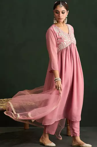 Women Paisley Embroidered Regular Thread Work Kurta with Trousers & With Dupatta