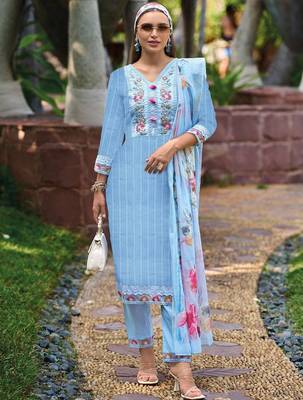 Floral Embroidered Pure Cotton Kurta With Trousers & Dupatta 1