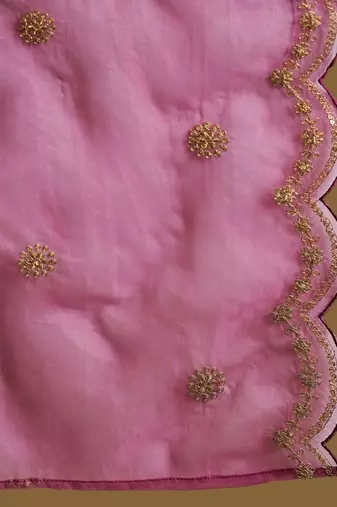 Floral Embroidered Zari Work Detail Regular Slevees V- Neck Silk Blend Kurta Set