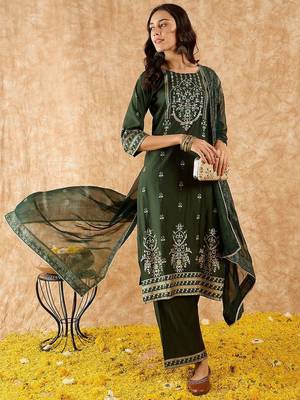Ethnic Motifs Printed Straight Liva Kurta with Palazzos & Dupatta 2