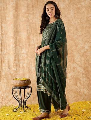 Ethnic Motifs Printed Straight Liva Kurta with Palazzos & Dupatta 5